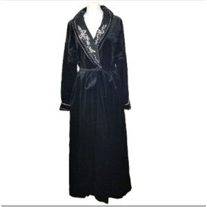 Vintage Gilligan O'Malley Womens Velvet Robe Black Embroidered Floral Size Large
